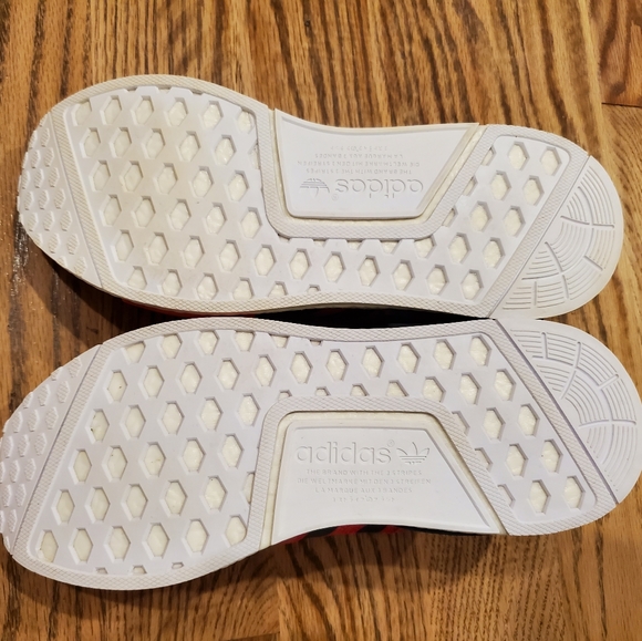 Adidas NMD R1 Core Red - Picture 7 of 14